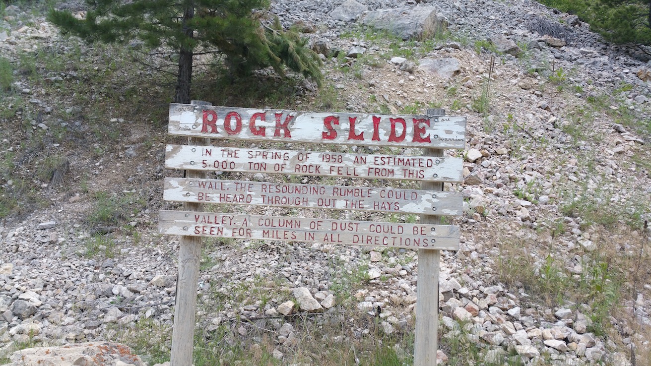  Rock Slide sign